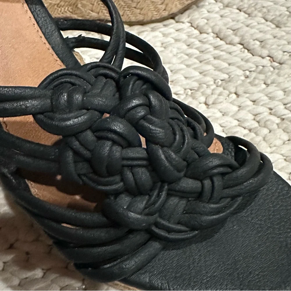 Black Braided Wedge Sandals - Picture 6 of 6
